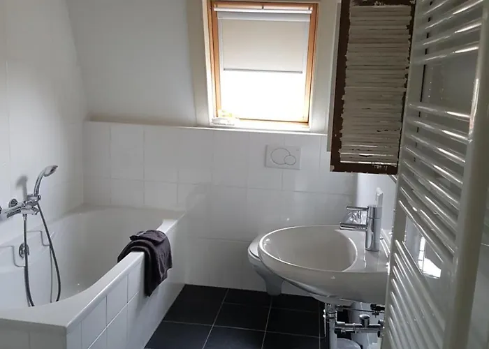 Bed & Breakfast De Remketting 3*