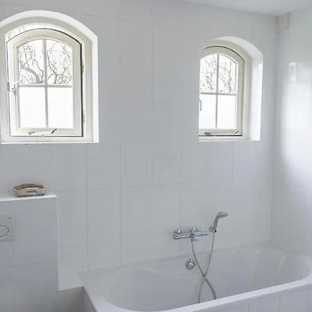 Bed & Breakfast De Remketting 3*